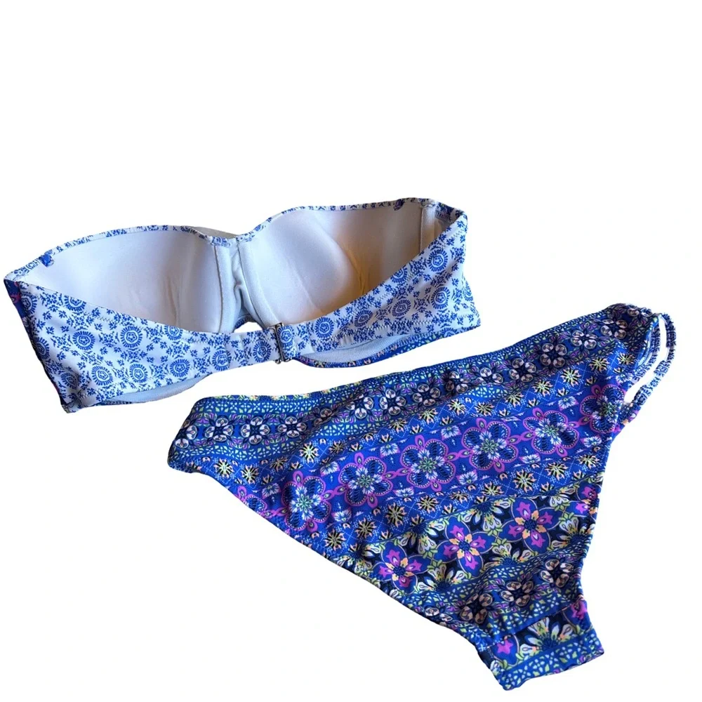 Shade & Shore Blue and White Bikini Top and Bottom 36C/Medium - Picture 2 of 7